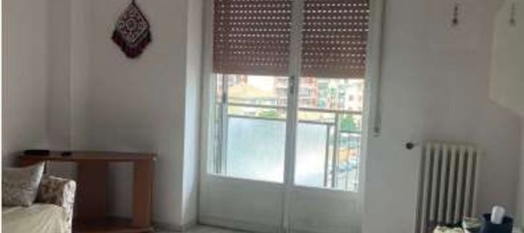 Apartamento de 4 habitaciónes en Baranzate, Italy No. 99973 7