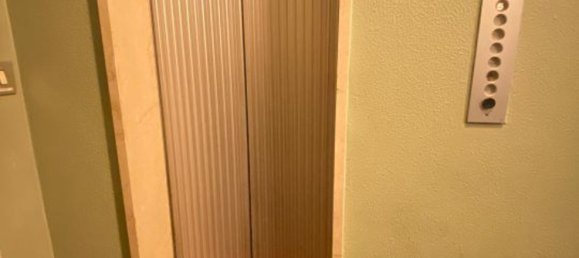 2 rooms Apartment in Trieste, Italy No. 258074 9