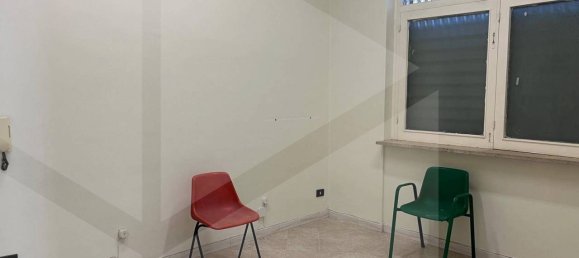3 rooms Commercial property in Bari, Italy No. 18936 9