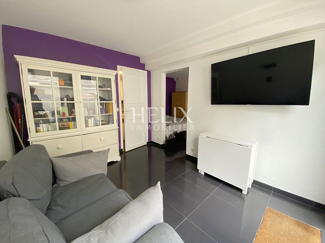 1 غرف نوم عقار تجاري في Le Pecq, France رقم 175453