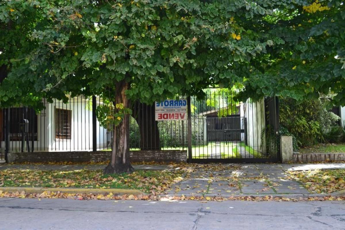  Land in Almirante Brown, Argentina No. 117872