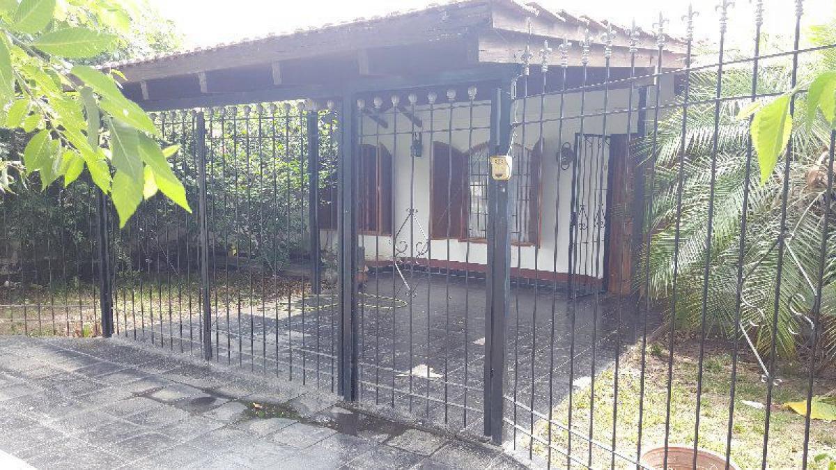 3 bedrooms House in Cordoba, Argentina No. 18801