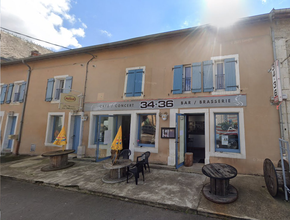 3-salle Bâtiment à Tréveray, France No. 259717