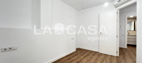 2 bedrooms Apartment in Badalona, Spain No. 171549 7
