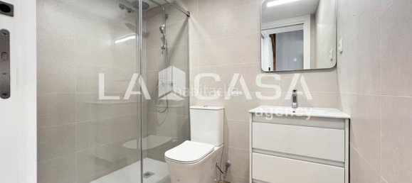 2 bedrooms Apartment in Badalona, Spain No. 171549 11