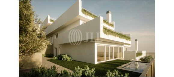 9 bedrooms Land in Cascais, Portugal No. 109712 2