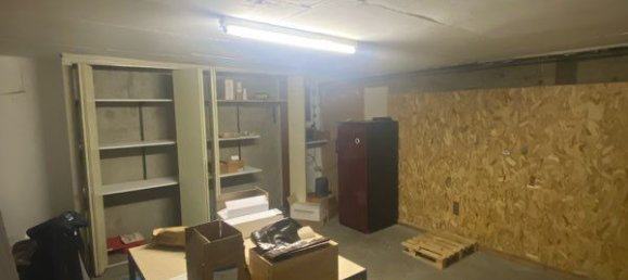  Garage in Villeurbanne, France No. 342671 3