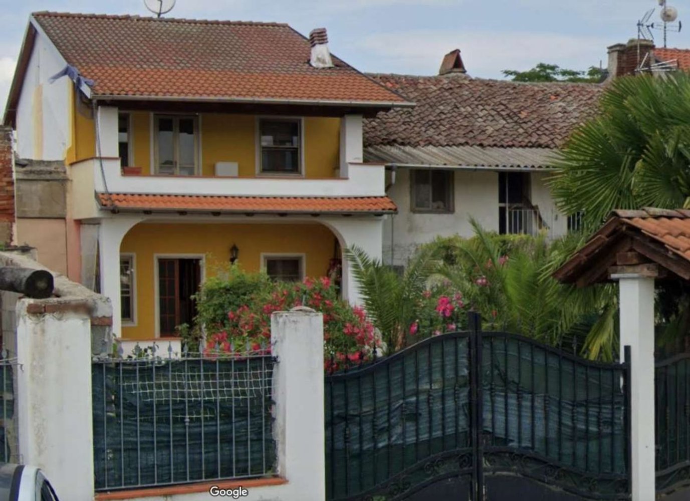 3 rooms Apartment in Pezzana, Italy No. 51314