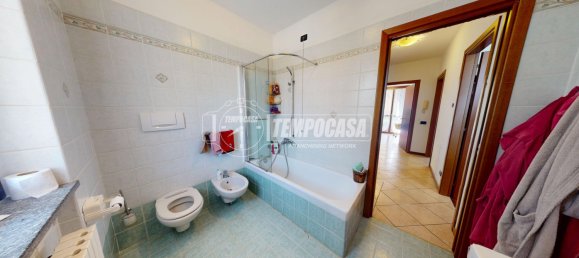 4 rooms House in Cadorago, Italy No. 305092 13