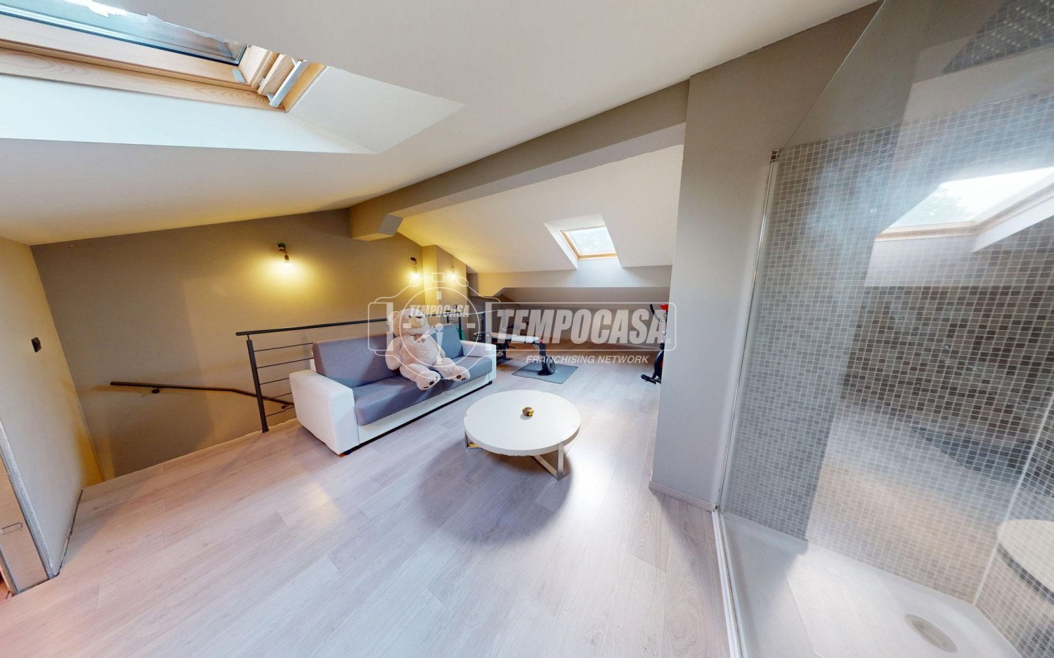 4 rooms House in Cadorago, Italy No. 305092