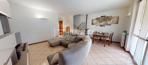 4 rooms House in Cadorago, Italy No. 305092 9