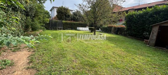 4 rooms House in Cadorago, Italy No. 305092 21