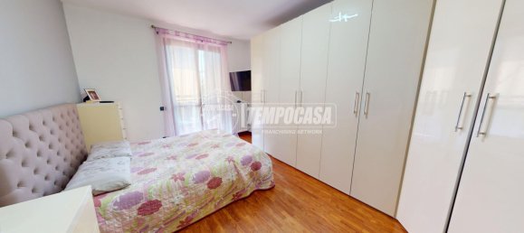 4 rooms House in Cadorago, Italy No. 305092 27