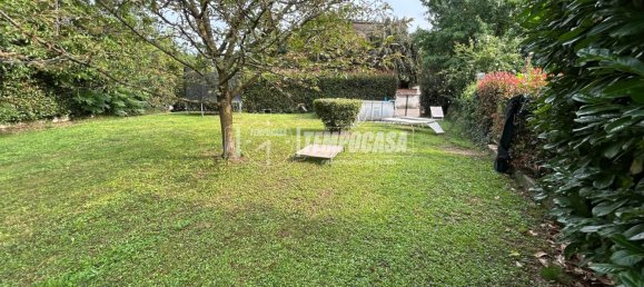 4 rooms House in Cadorago, Italy No. 305092 5