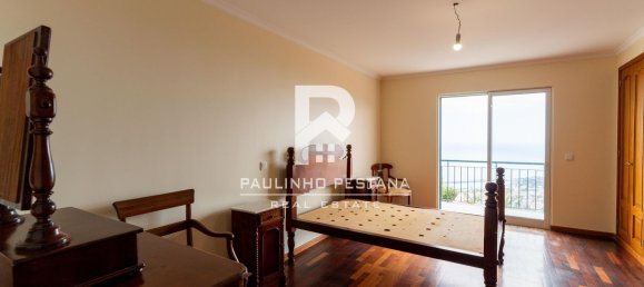 Дом с 3 спальнями в Фуншал, Португалия № 146013 4