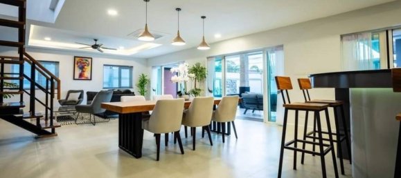 4 chambres Villa à Pattaya, Thailand No. 23737 6