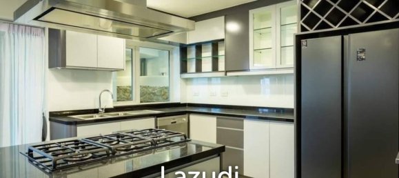 4 bedrooms Villa in Pattaya, Thailand No. 23737 9