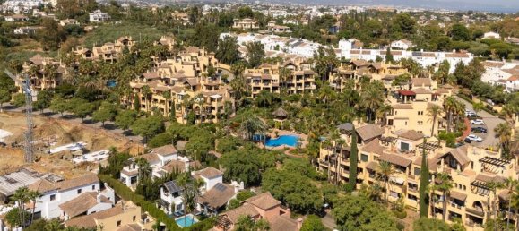 4 bedrooms Villa in Estepona, Spain No. 217838 31