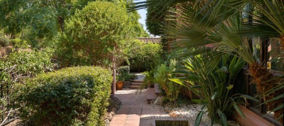 4 bedrooms Villa in Estepona, Spain No. 217838 23