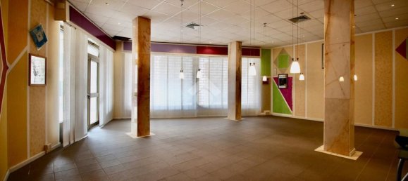  مكتب في Pordenone, Italy 82متر مربع رقم 358379 8