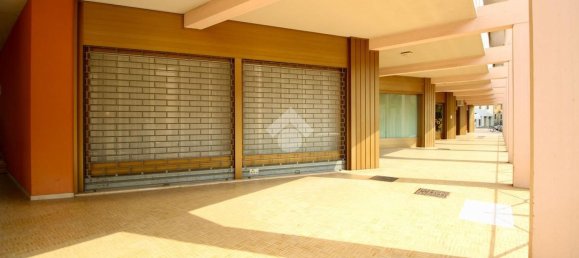  مكتب في Pordenone, Italy 82متر مربع رقم 358379 3