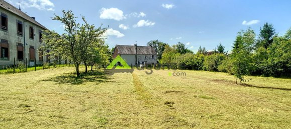 Grundstück in Cressat, France 1100m², Nr. 99238 2
