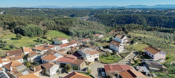 Casa de 3 dormitorios en Penacova, Portugal No. 160547 2