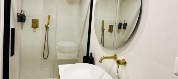 3 rooms Apartment in Rome, Italy No. 101139 11