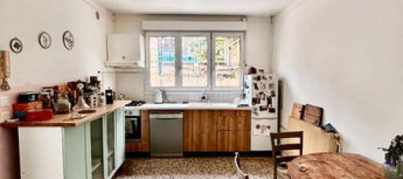 Casa de 3 dormitorios en Pantin, France No. 356374 2