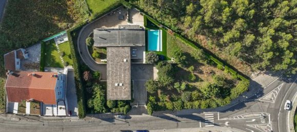 4 Schlafzimmer Haus in Revelhe, Portugal, Nr. 21132 49