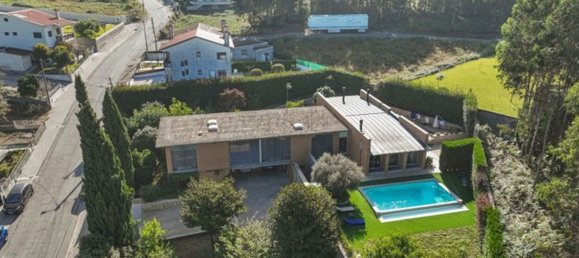 4 Schlafzimmer Haus in Revelhe, Portugal, Nr. 21132 35