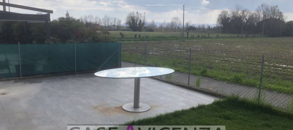 4غرفة منزل في Quinto Vicentino, Italy رقم 178066 29