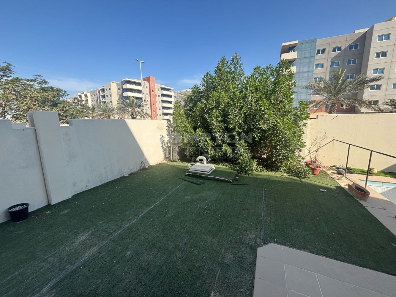 Villa T5 em Al Reef, UAE N.º 67439