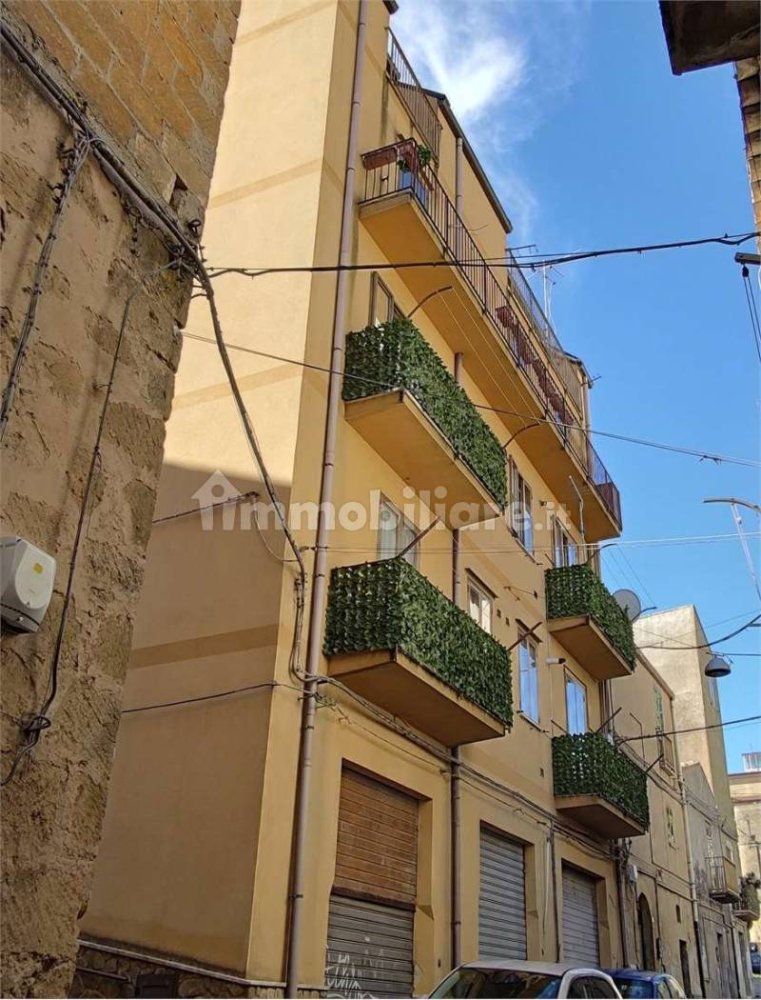 2 Schlafzimmer Wohnung in Enna, Italy, Nr. 355392