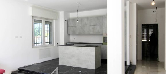 2 bedrooms Apartment in Uboldo, Italy No. 288839 10