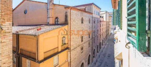 3 Schlafzimmer Wohnung in Perugia, Italy, Nr. 274014 15