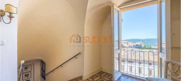 3 Schlafzimmer Wohnung in Perugia, Italy, Nr. 274014 26