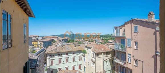 3 Schlafzimmer Wohnung in Perugia, Italy, Nr. 274014 23