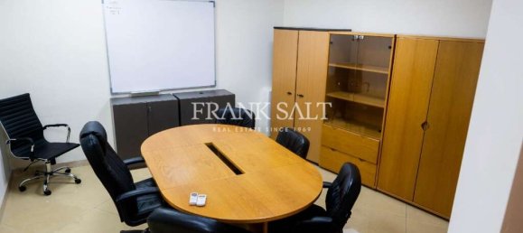 Büro in Ta' Xbiex, Malta 400m², Nr. 12914 30