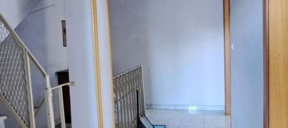 5 bedrooms House in Vairano Patenora, Italy No. 325686 11