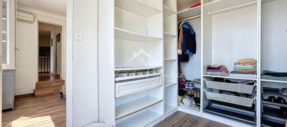 3 bedrooms House in Aveyron, France No. 304634 16