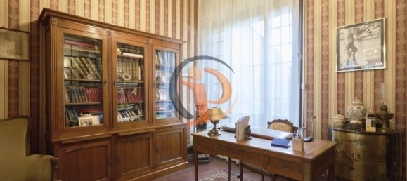 4 bedrooms Villa in Tourcoing, France No. 92373 14