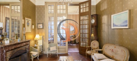 4 bedrooms Villa in Tourcoing, France No. 92373 11