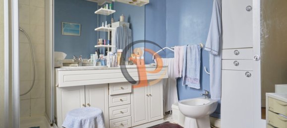 4 bedrooms Villa in Tourcoing, France No. 92373 31