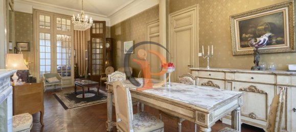 4 bedrooms Villa in Tourcoing, France No. 92373 4