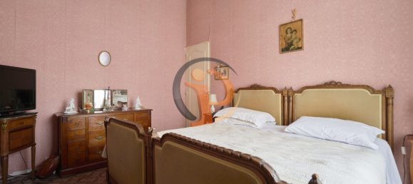 4 bedrooms Villa in Tourcoing, France No. 92373 32