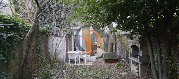 4 bedrooms Villa in Tourcoing, France No. 92373 24