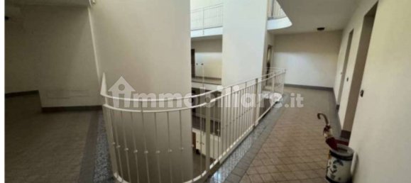 Квартира с 2 спальнями в Кардано аль Кампо, Италия № 5374 5