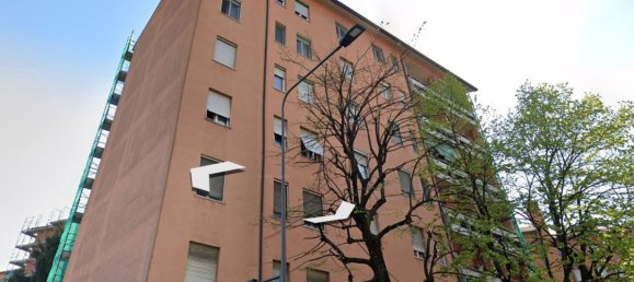 3 rooms Apartment in Milan, Italy No. 245420 16