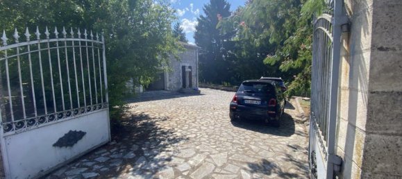 5 bedrooms House in Chalais, France No. 303981 13